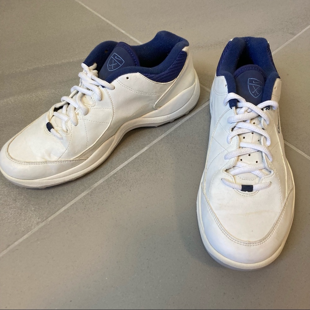 Nike Golf Shoes Lace-Up Sneakers Women’s size 7 White 192077.